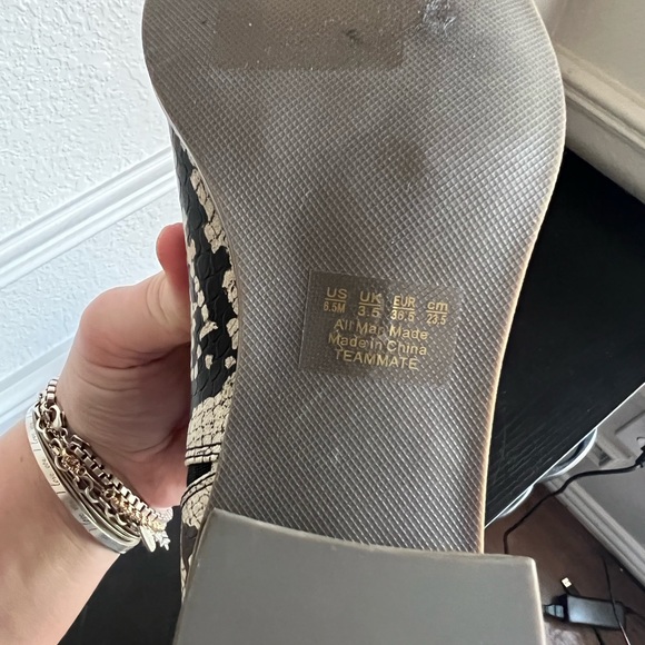 NWT Dr. Scroll’s Snake Slip On Booties - Picture 3 of 5